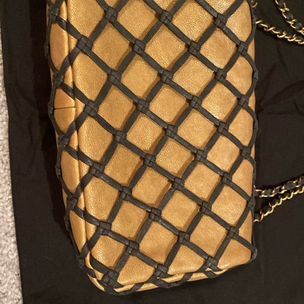 CHANEL•Limited Edition Canebiers Flap bag • - Picture 8 of 13